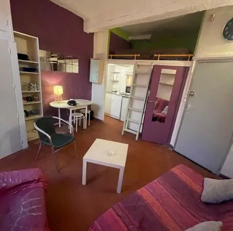 Studio 1 pièce 18 m²