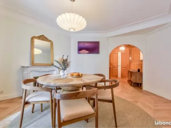 Appartement à louer 55 m² Tour Eiffel - Passy Paris 16