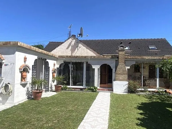 Maison de plain-pied 6 pièces 130 m²