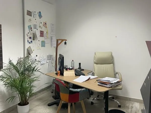LOCAL COMMERCIAL 100 m² JOUE LES TOURS