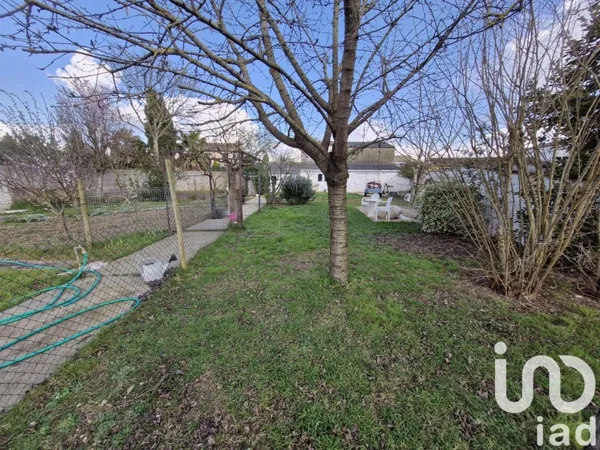Terrain 805 m²