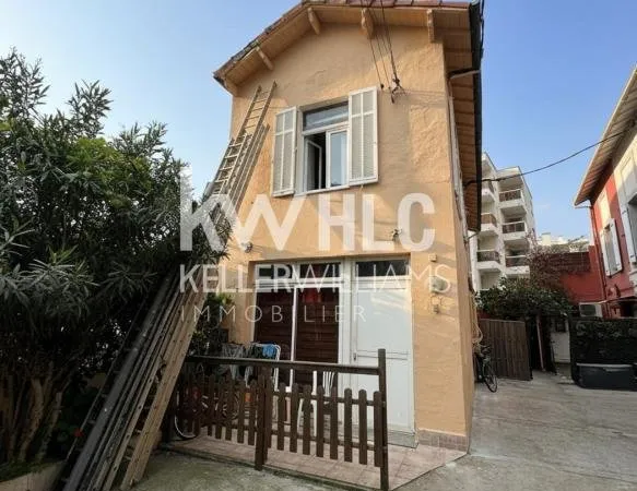 CANNES République - Immeuble loué, +7% rendement