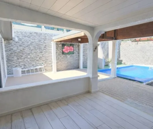 Maison 4 pièces 160 m²