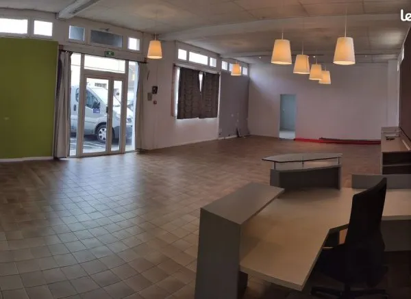 Loue Local commercial de 130m² sur Gaillac