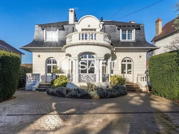 Maison 7 pièces 130 m²