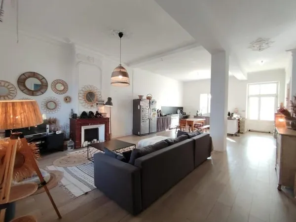 Maison bourgeoise 10 pièces