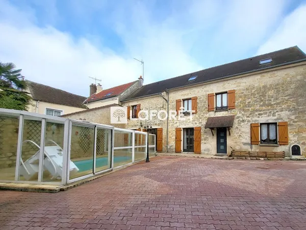 Maison 11 pièces 224 m²