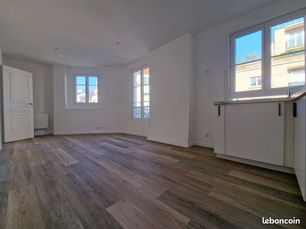 Levallois-Perret - 2 pièces 33,74 m² refait à neuf - Gare Clichy-Levallois