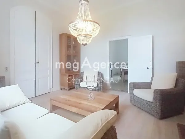 Maison de maître avec grande dépendance sur 5 hectares