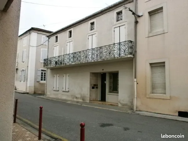 Maison 10 pièces 240 m²