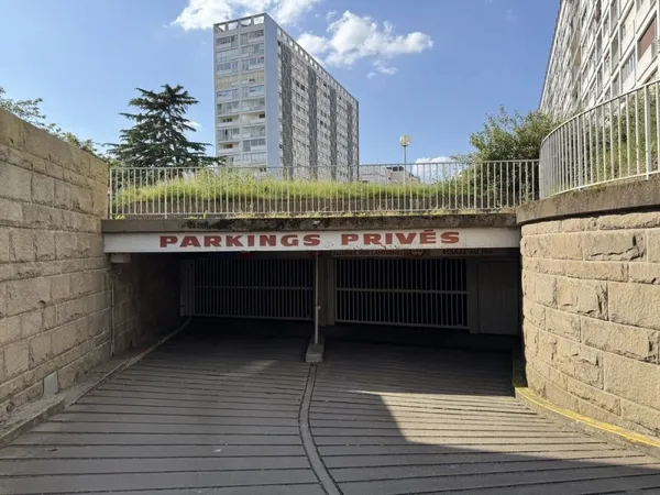 Stationnement Vente Rennes   21900€