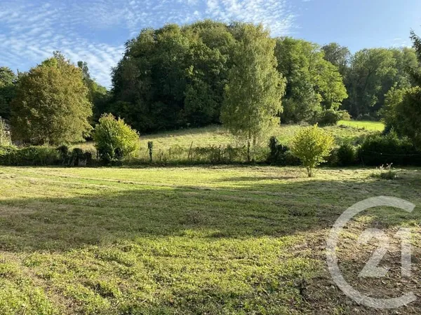 Terrain 800 m²