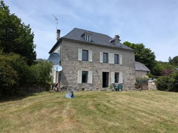 SUPERBE MAISON ET SON FOURNIL