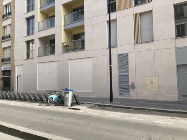 Local commercial 159 m²