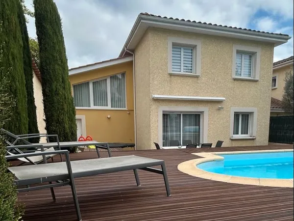 Maison 5 pièces 121 m²