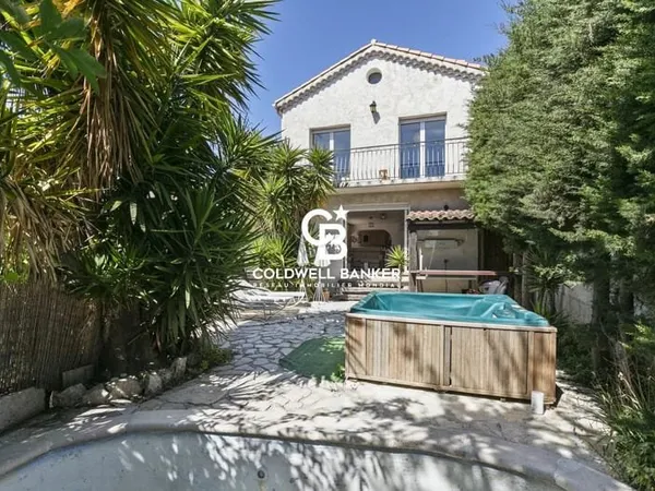 Villa provençale sur la Grande Corniche - vue panoramique sur Nice