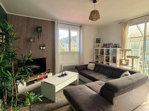 Appartement T3 lumineux de 63 m² avec véranda, garage et cave