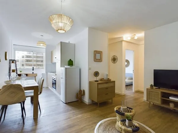 Appartement 5 pièces 77 m²