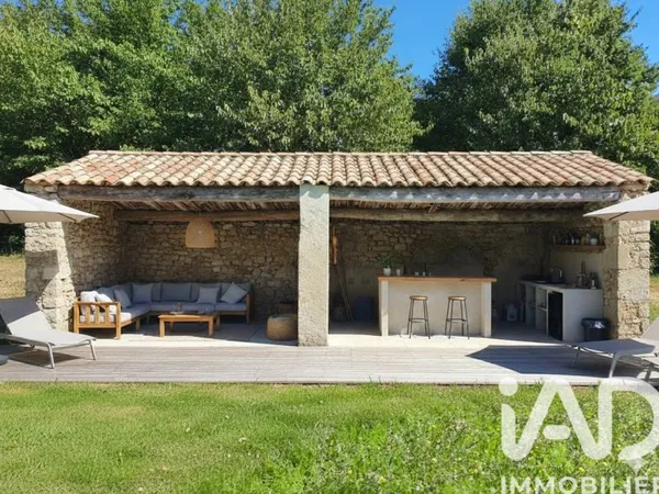 Maison 2 pièces 100 m²