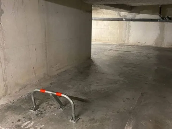 Parking 12 m²