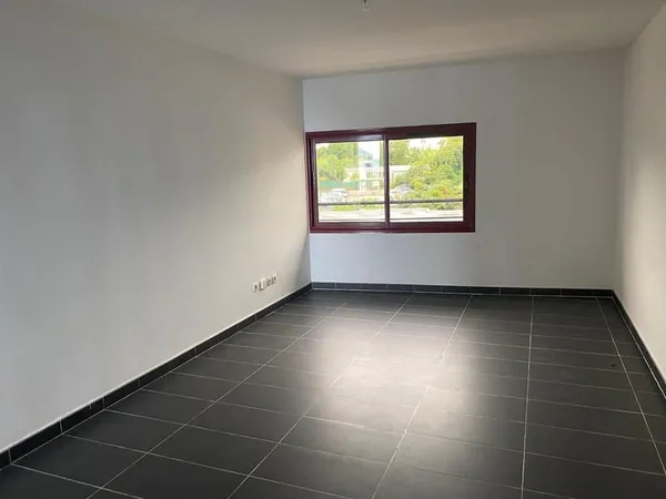 Studio 1 pièce 27 m²