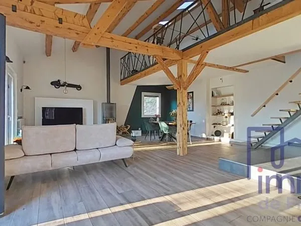 SUPERBE MAISON SUR VILLARS