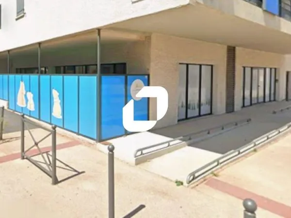 Bureaux 197 m²