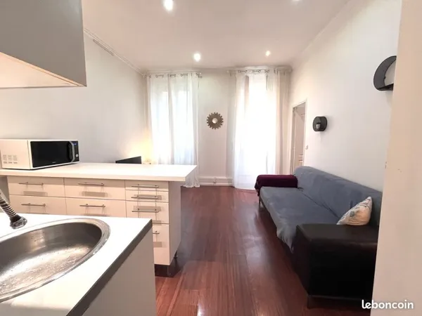 Marseille 1er ✨ T2 lumineux, beaux volumes
