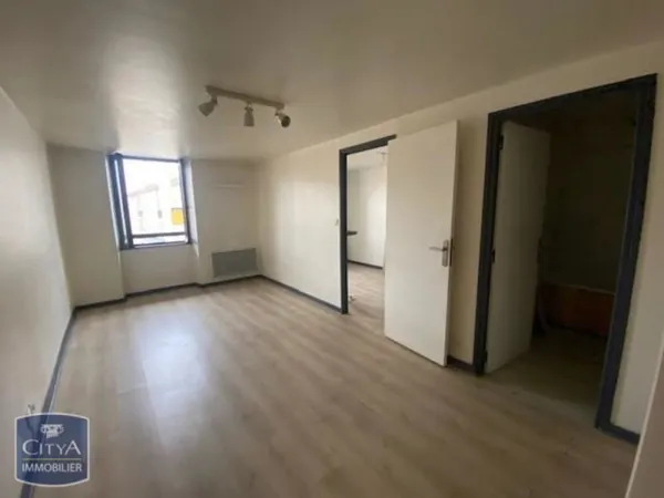 Studio 1 pièce 28 m²