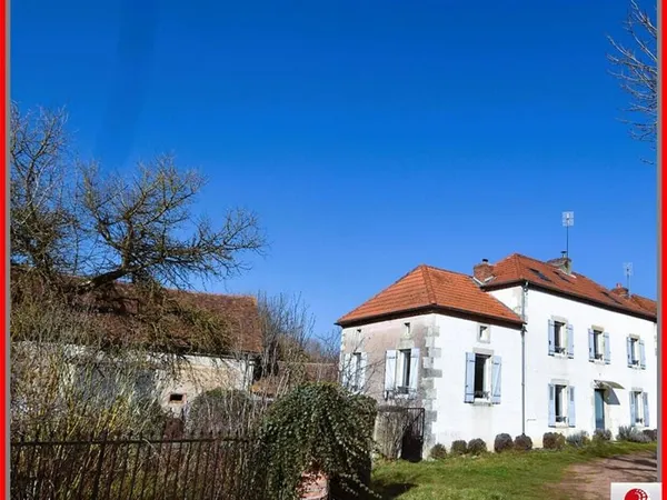 Maison 9 pièces 213 m²