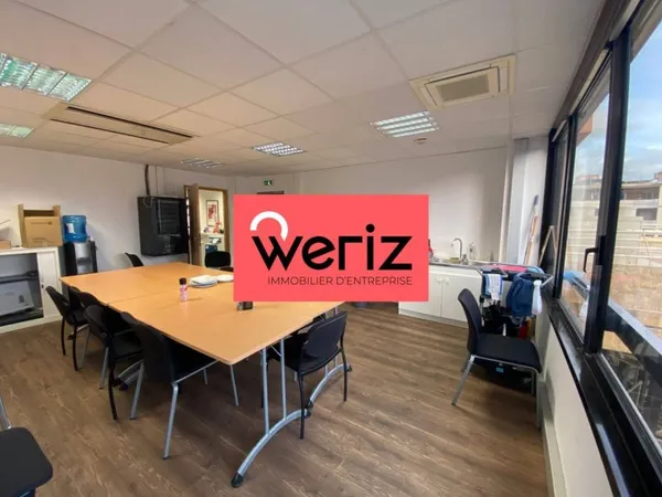 Bureaux 1203 m²