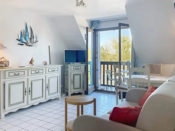 CABOURG PROCHE PLAGE Appartement 2 pièces + cabine 34.51m² + balcon + Garage
