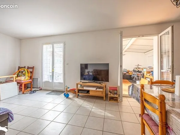 Maison 6 pièces 110 m²