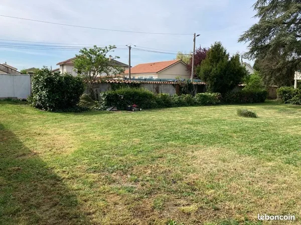 Terrain constructible