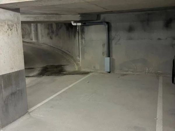 Parking 12 m²