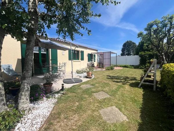 Maison à vendre 5 pièces - Montaigu Vendée