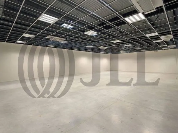 Local d'activité 2486 m²