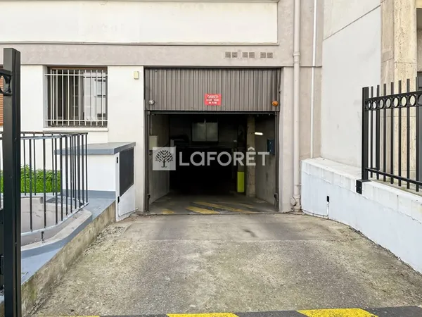 Parking 10 m²