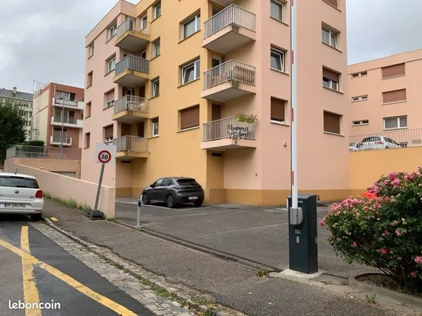 Appartement 2 pièces meublé + 1 Place Parking - 695 Charges comprises - 38m² - Rouen Préfecture