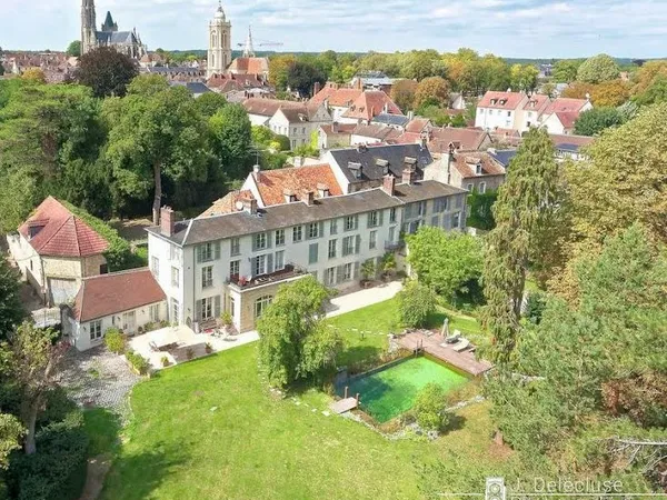 Propriété 13 pièces 505 m²