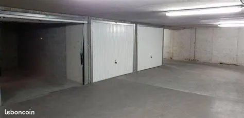Garage/box fermé sécurisé / marseille gare saint charles