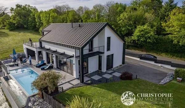 Maison 5 pièces 190 m²