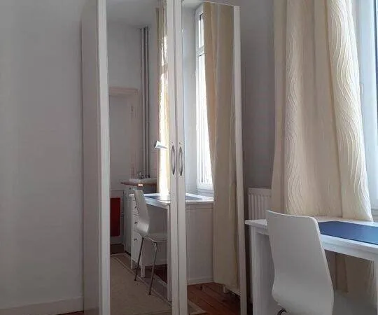 Studio 1 pièce 10 m²