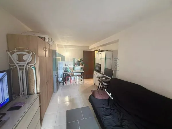 NICE PORT RIQUIER 2P TERRASSE - Sis 15 Rue Edoard Scoffier.