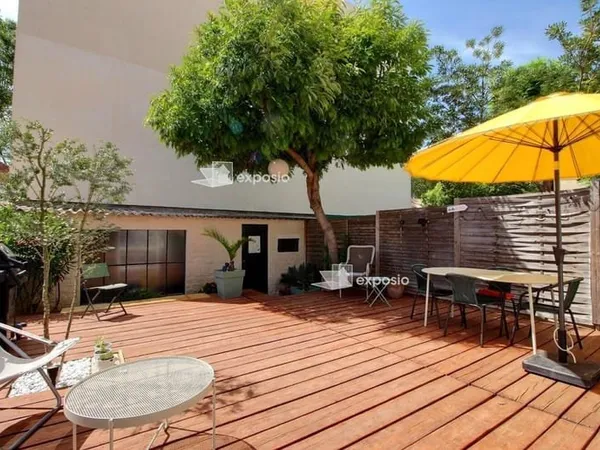 Coquette maison de ville rénovée La Seyne Sur Mer -110 m2 - 450 000