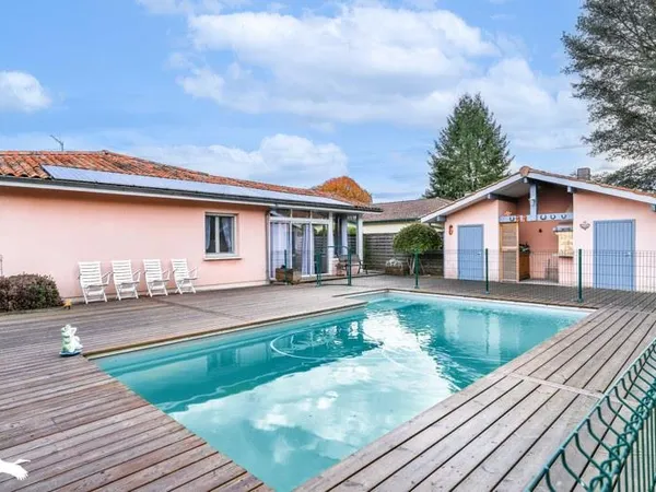 Maison contemporaine 6 pièces 161 m²