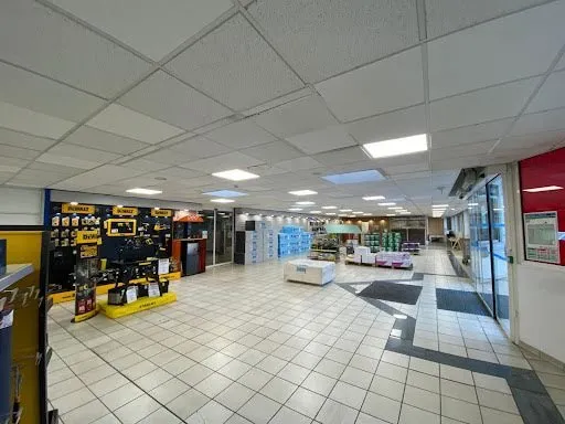 Local 571 m²