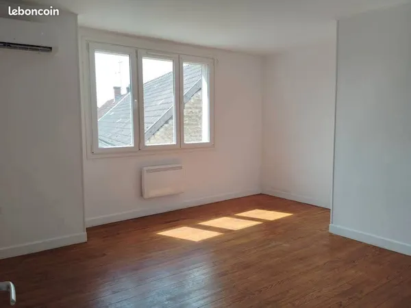 Maison avec dépendances