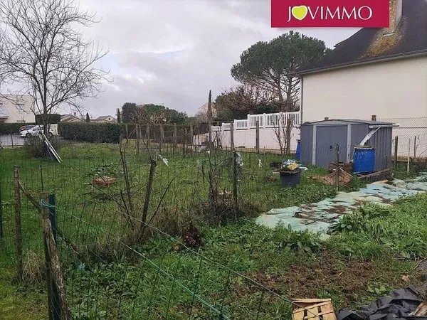Terrain 726 m²