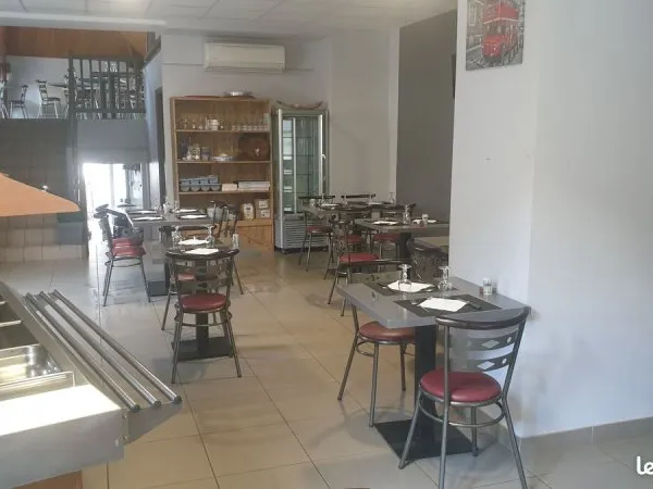 Bar restaurant